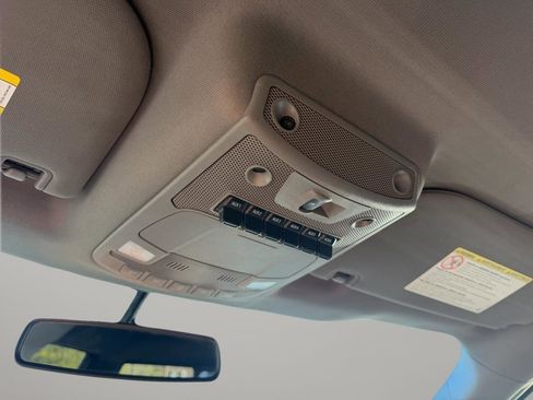 Used 2017 Ford F250 Lariat w/ Chrome Package image 38