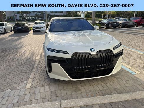 Certified 2023 BMW i7 xDrive60 image 18