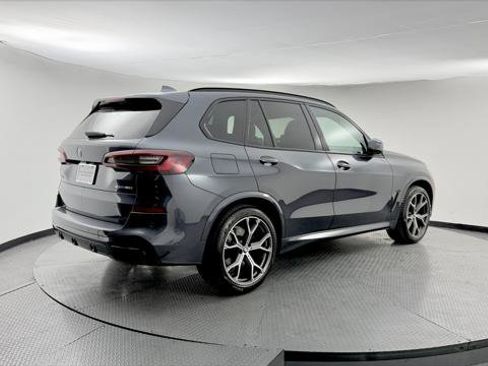 Used 2022 BMW X5 sDrive40i w/ M Sport Package RWD image 8