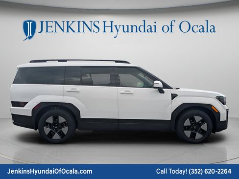 New 2026 Hyundai Santa Fe SEL FWD image 2