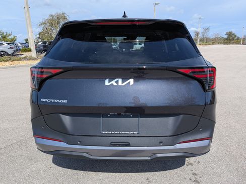 New 2026 Kia Sportage LX FWD image 6