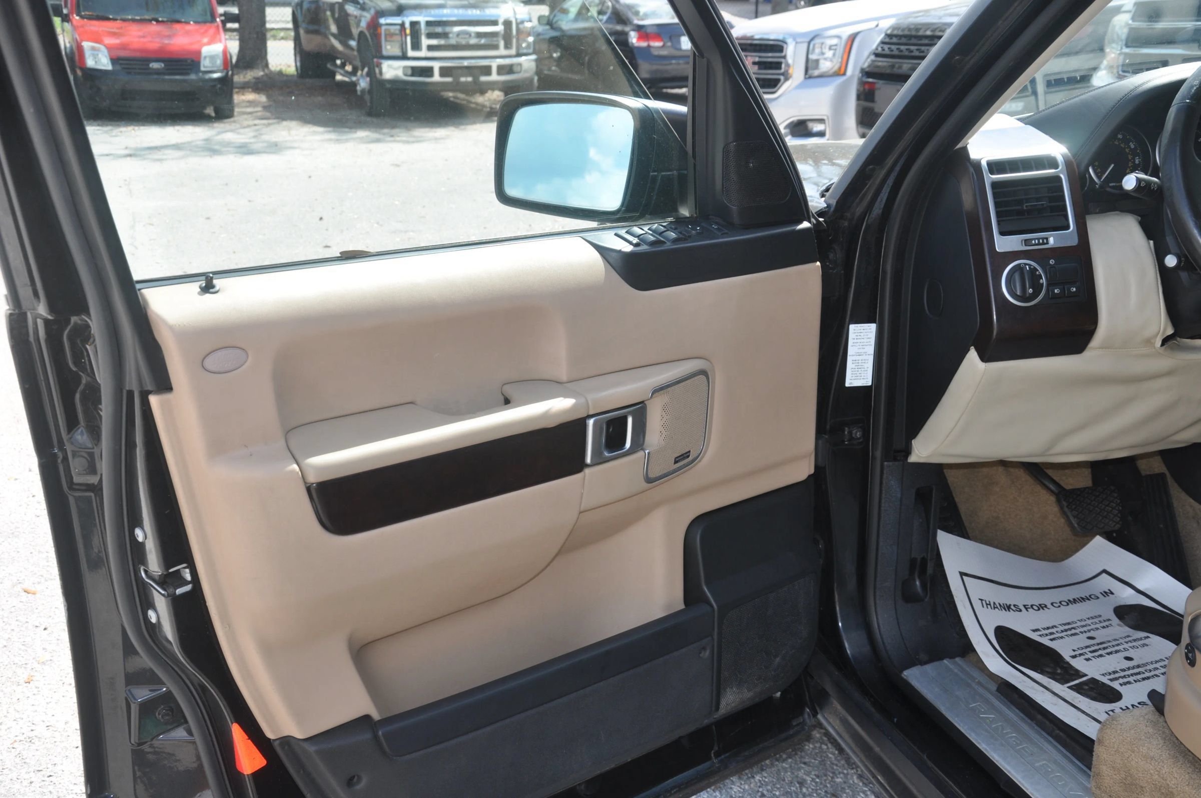 Used 2008 Land Rover Range Rover HSE AWD/4WD image 13