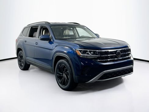 Used 2023 Volkswagen Atlas SE AWD/4WD image 3