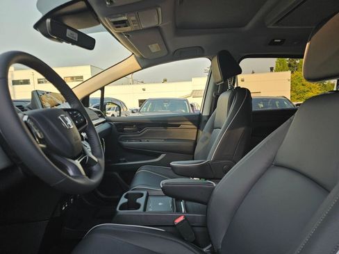 New 2026 Honda Odyssey Touring image 23