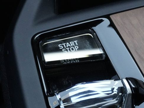 Certified 2023 BMW iX xDrive50 w/ Premium Package image 27