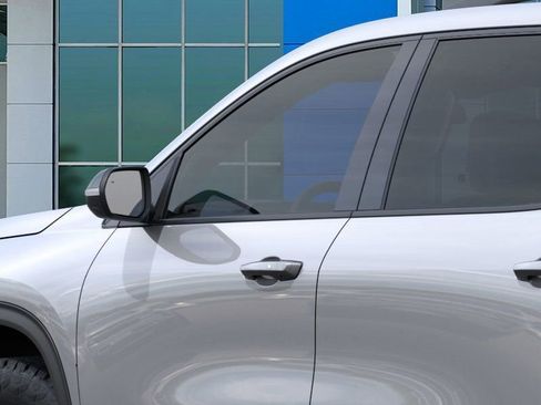 New 2026 Chevrolet Traverse Z71 image 12