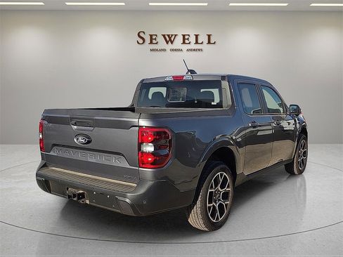 New 2025 Ford Maverick Lariat w/ 4K Tow Package image 4