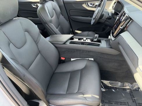 Certified 2025 Volvo XC60 T8 Plus w/ Protection Package Premier AWD/4WD image 12