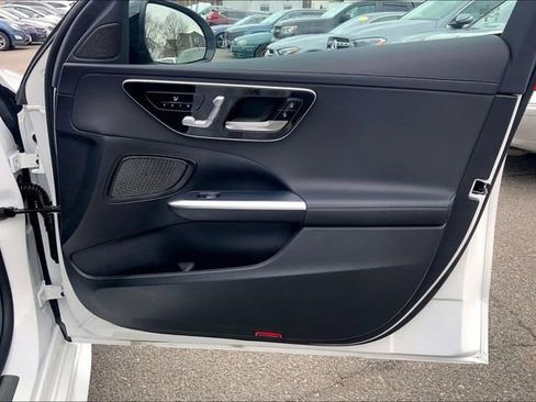 Used 2025 Mercedes-Benz C 300 4MATIC Sedan image 19
