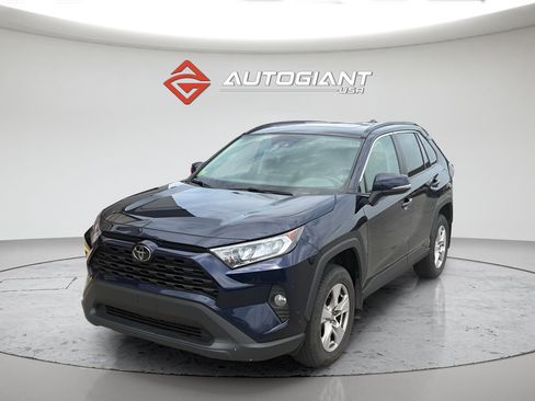 Used 2021 Toyota RAV4 XLE w/ Convenience Package AWD/4WD image 1