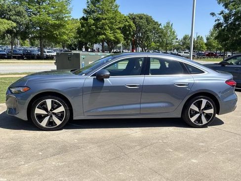 Used 2025 Audi A5 2.0T Premium Plus AWD/4WD image 12
