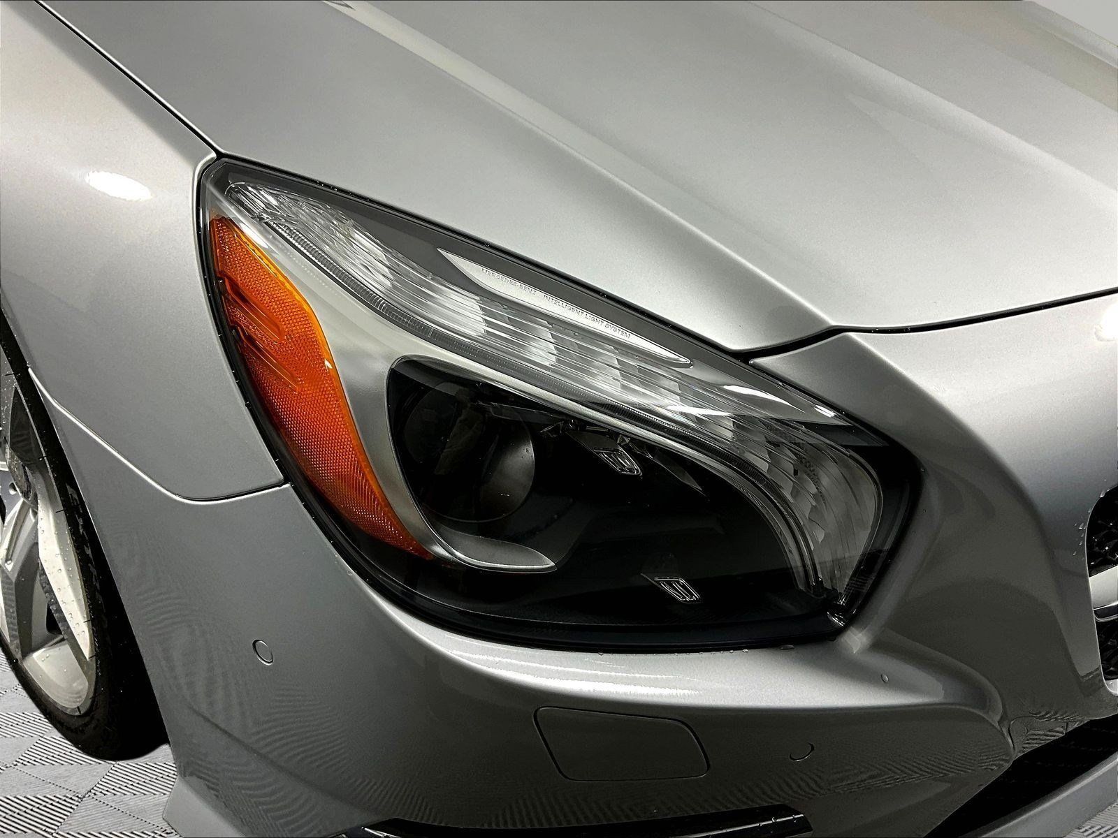 Used 2014 Mercedes-Benz SL 550 image 28