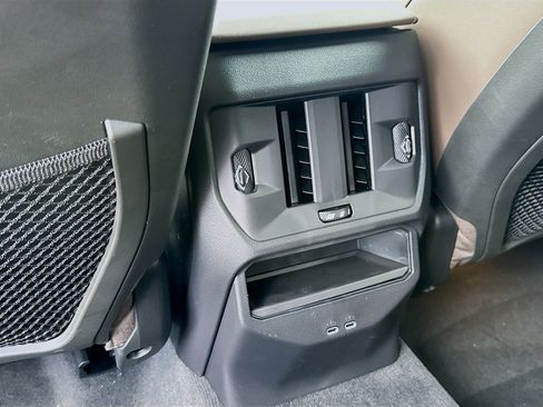 New 2025 BMW X3 xDrive30i w/ Convenience Package image 19