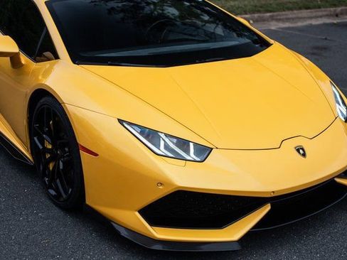 Used 2015 Lamborghini Huracan LP 610-4 image 43