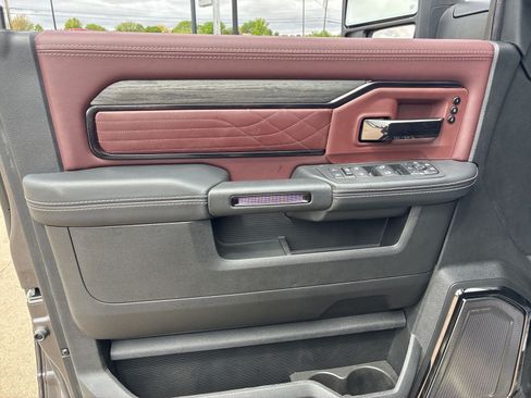 New 2026 RAM 2500 Limited AWD/4WD image 14