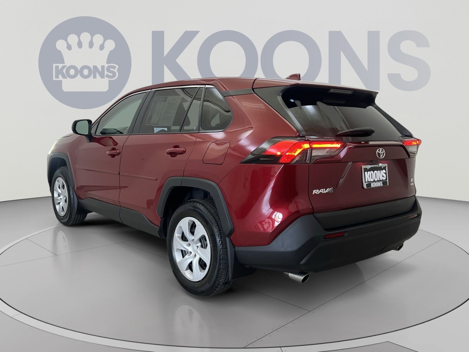 Used 2025 Toyota RAV4 LE AWD/4WD image 7