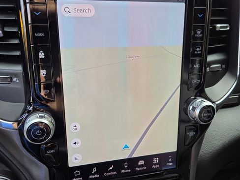 Used 2025 RAM 1500 Laramie image 19