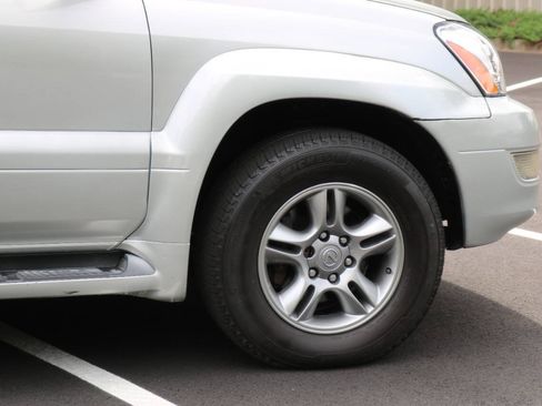 Used 2005 Lexus GX 470 AWD/4WD image 74
