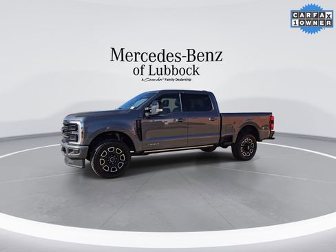 Used 2025 Ford F250 Platinum image 5