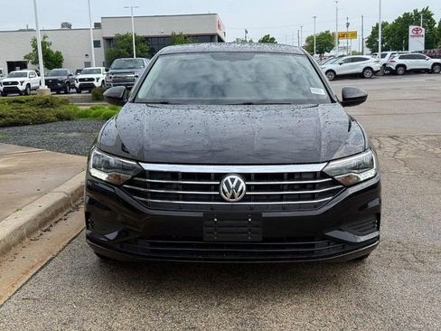 Used 2020 Volkswagen Jetta SE w/ SE Cold Weather Package FWD image 8