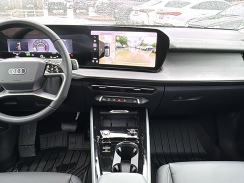 Used 2026 Audi Q3 quattro 2.0T AWD/4WD image 17