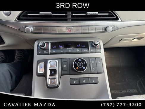 Used 2022 Hyundai Palisade SEL w/ Premium Package AWD/4WD image 17