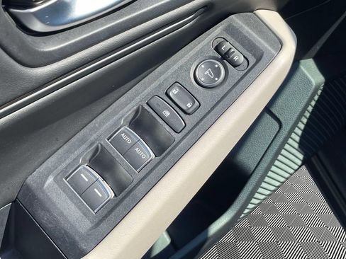 Used 2025 Honda Accord SE image 18