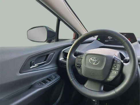 Used 2023 Toyota Prius XLE image 12
