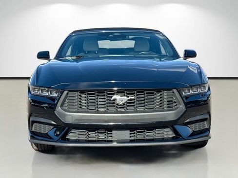 Used 2024 Ford Mustang Premium image 8