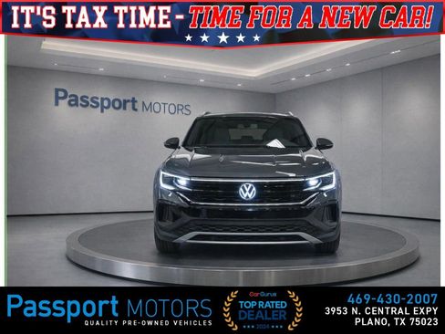 Used 2024 Volkswagen Atlas Cross Sport SE w/ Panoramic Sunroof Package image 1