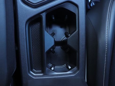 Used 2024 Volkswagen Tiguan SE R-Line image 39