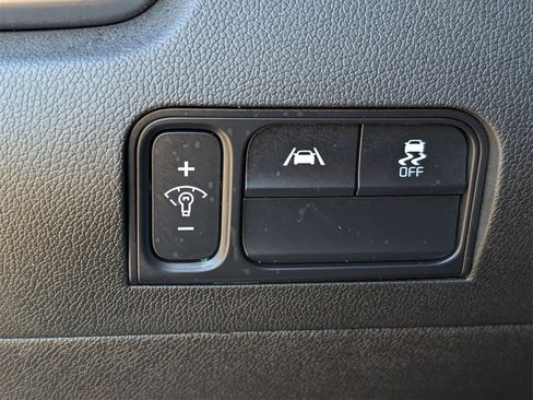 Used 2023 Kia Sorento LX image 23