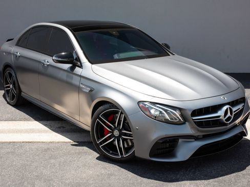 Used 2018 Mercedes-Benz E 63 AMG S image 27
