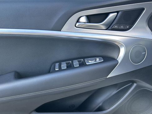 Used 2022 Genesis G70 2.0T w/ Prestige Package image 12