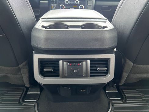 Used 2023 Ford F250 Lariat w/ Lariat Ultimate Package AWD/4WD image 27
