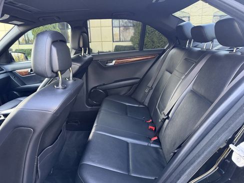 Used 2011 Mercedes-Benz C 300 4MATIC Sedan image 17