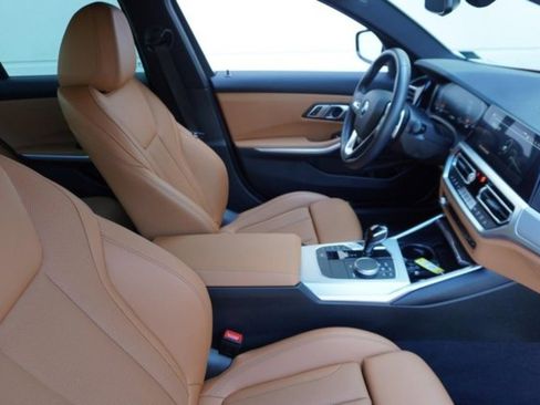 Used 2022 BMW 330i Sedan w/ Premium Package 2 image 19