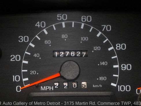 Used 2000 Ford F350 XLT image 18