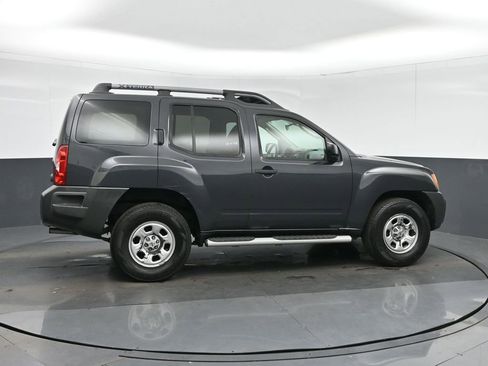 Used 2010 Nissan Xterra X AWD/4WD image 8