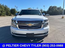 Used 2019 Chevrolet Suburban Premier RWD image 2