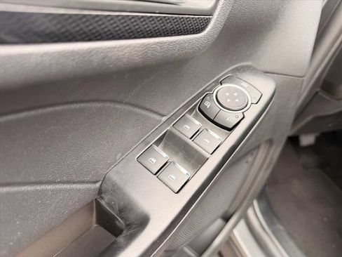 Used 2025 Ford Escape ST-Line AWD/4WD image 16