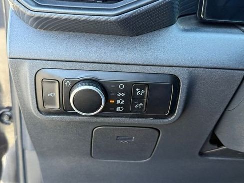 Used 2024 Ford Mustang Convertible RWD image 16