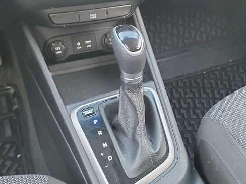 Certified 2020 Hyundai Accent SE image 17