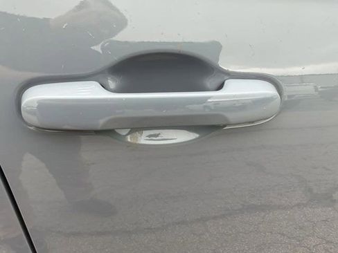 Used 2025 Honda Pilot Black Edition image 18