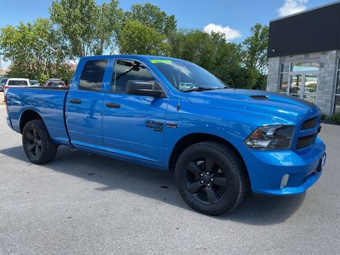 Used 2019 RAM 1500 Express w/ Express Value Package AWD/4WD image 10