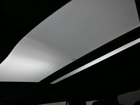 New 2026 Lincoln Navigator L Reserve w/ Jet Appearance Package image 21