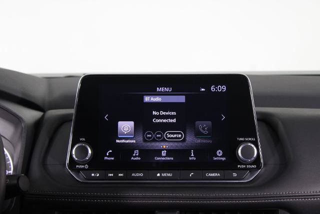 Certified 2026 Nissan Rogue SV FWD image 22