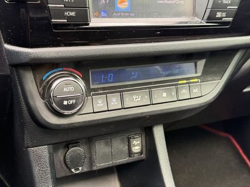 Used 2016 Toyota Corolla S Special Edition FWD image 23