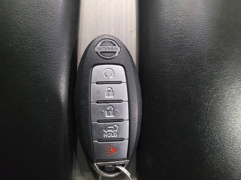 Used 2015 Nissan Murano S w/ Navigation Package AWD/4WD image 32