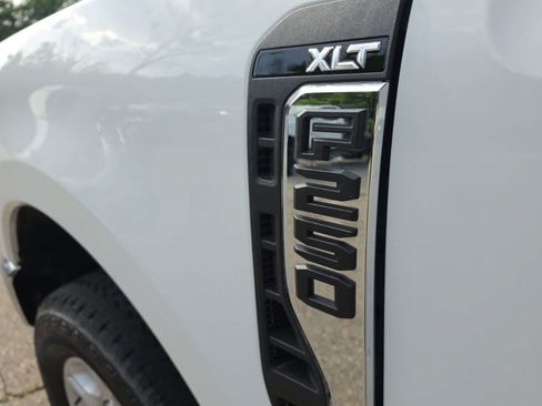 Used 2025 Ford F250 XLT w/ FX4 Off-Road Package AWD/4WD image 13